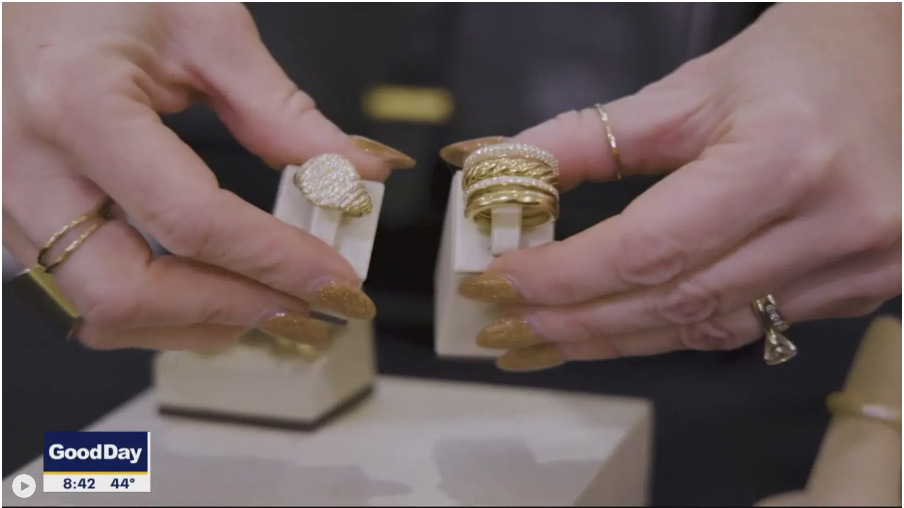 Holiday Shopping: Save or Splurge