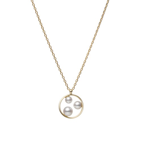Mikimoto 18k yellow gold Japan collections circle pendant necklace with 3 pearls, 3-4mm/A+ akoya pearls, 16