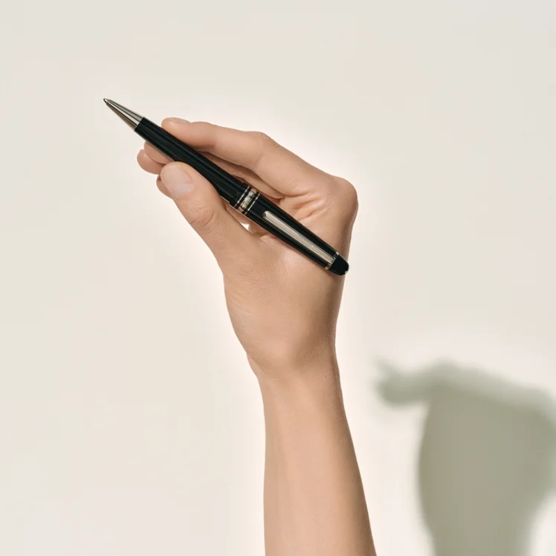 Montblanc Meisterst&uuml;ck Platinum Line Midsize Ballpoint Pen