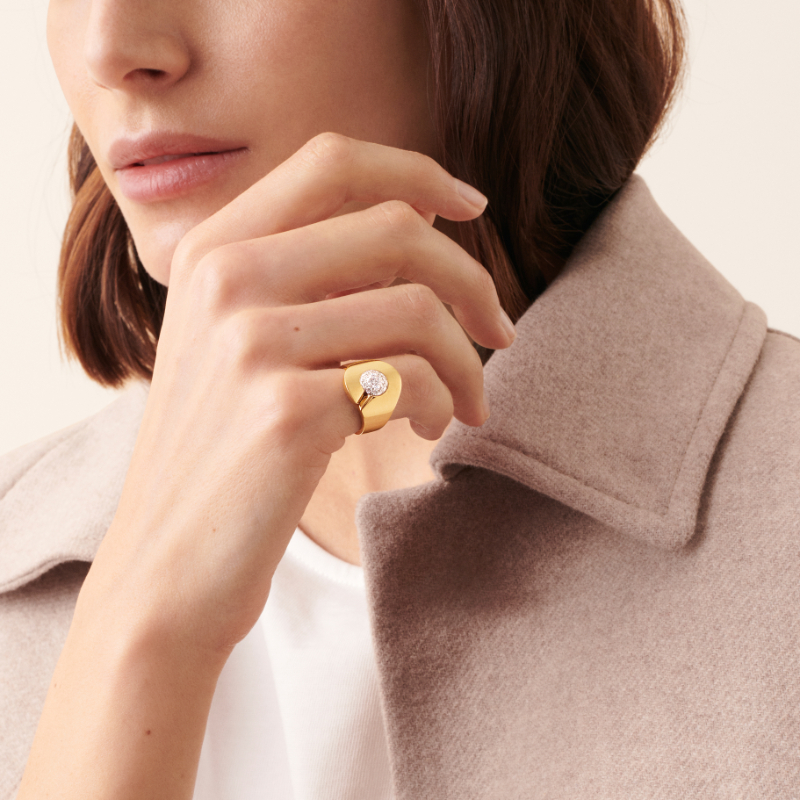 18K Yellow Gold Menottes R15 Ring