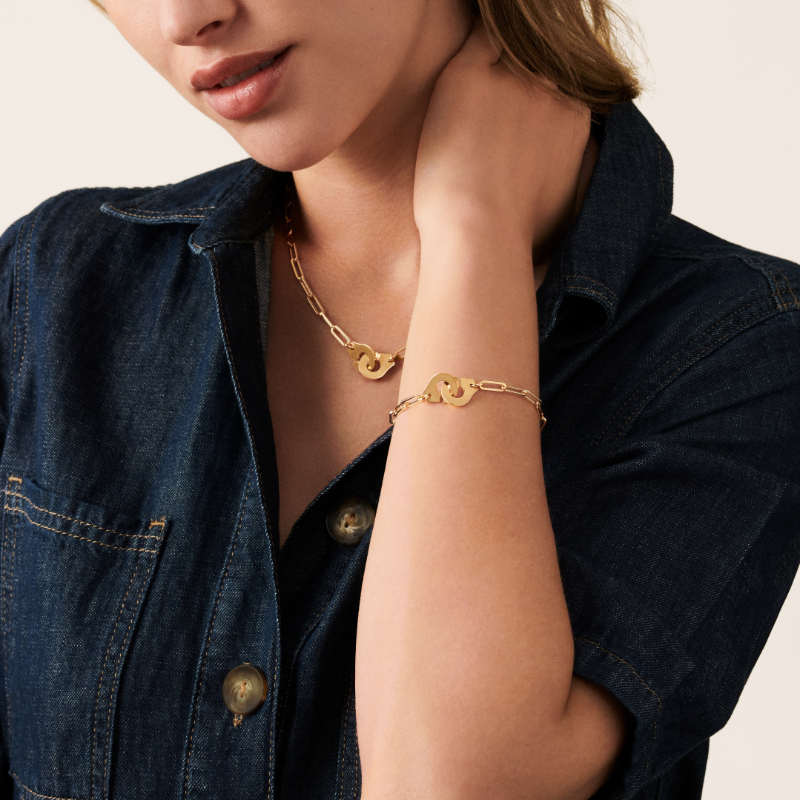 18K Yellow Gold Menottes R12 Interlocking Chain Necklace