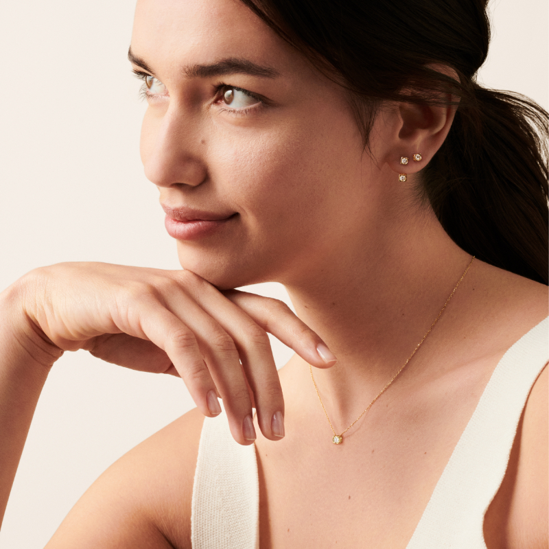 18K Yellow Gold Le Cube Diamant Single Cube Stud Dangle Earring