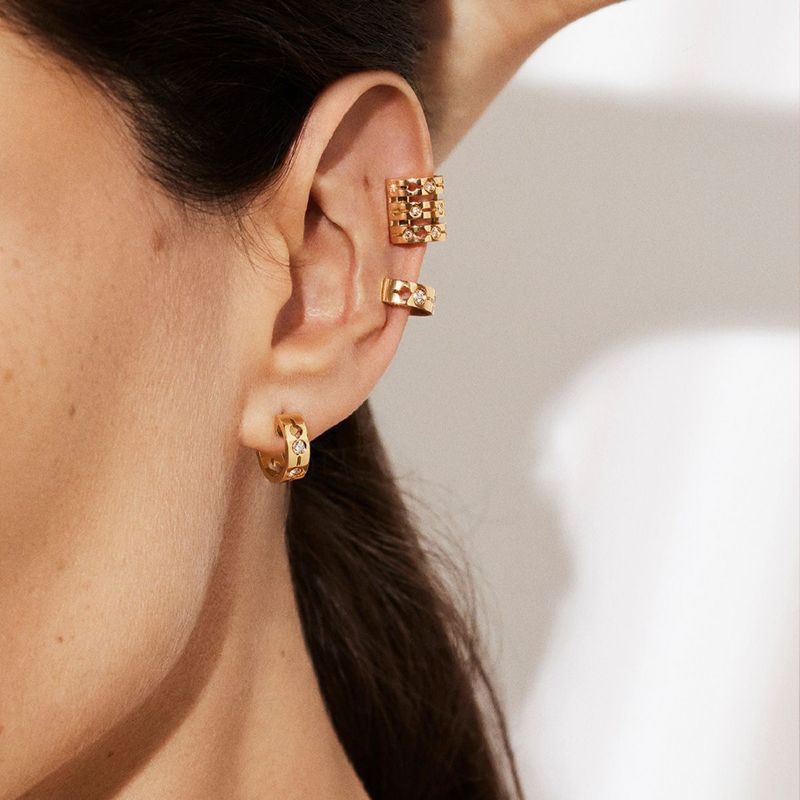 18K Yellow Gold Pulse Mono Single Hoop Earring