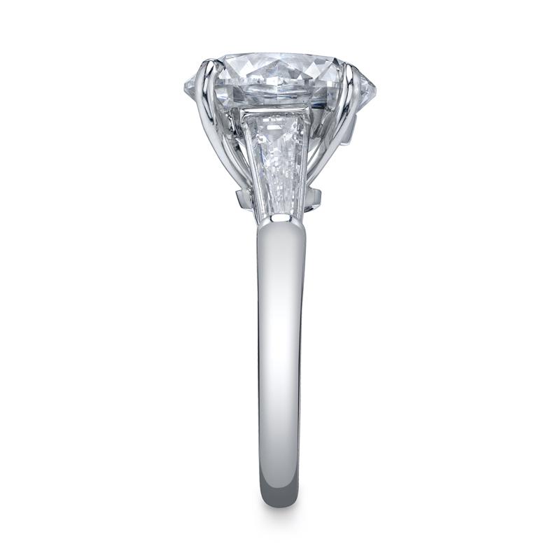 Bachendorf's Platinum Diamond 3 Stone