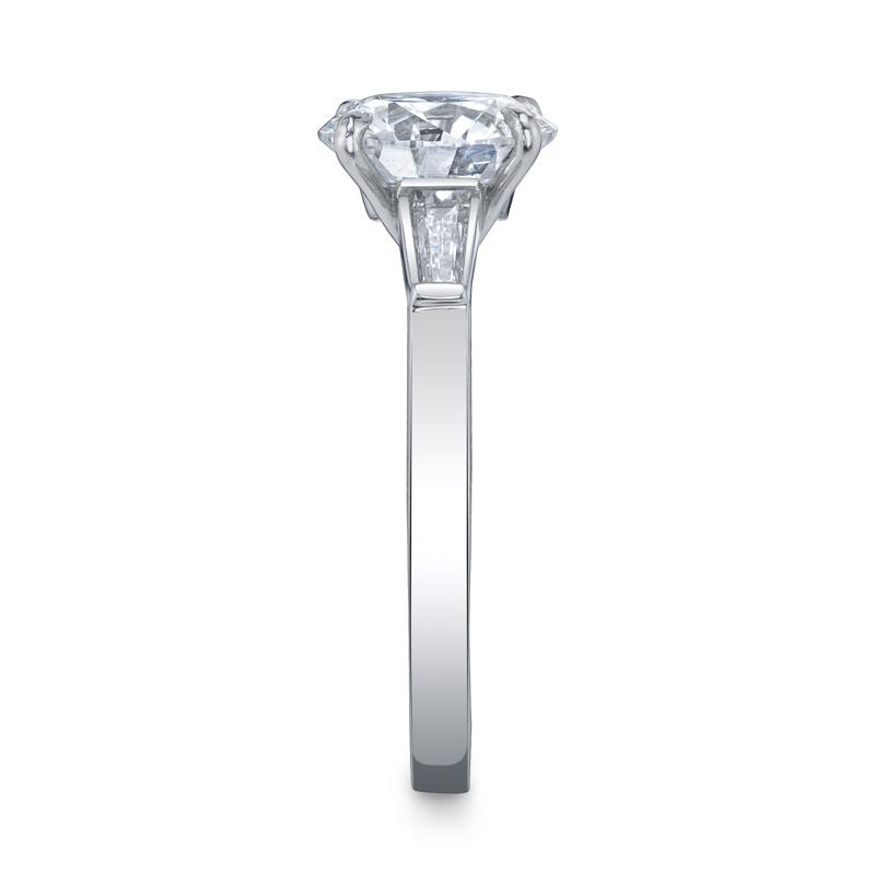 Bachendorf's Platinum Diamond 3 Stone