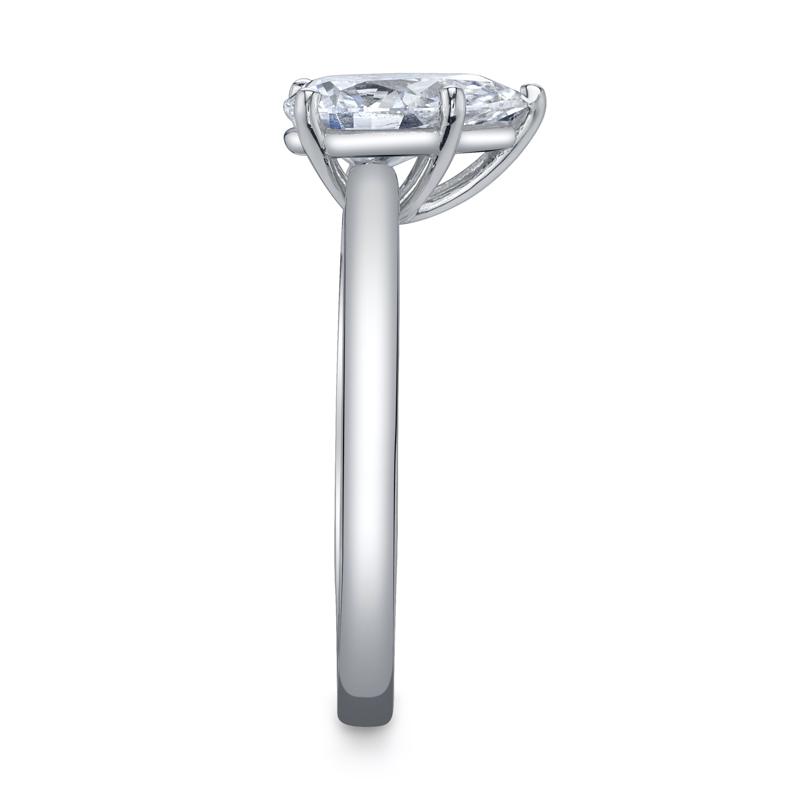 Bachendorf's Platinum Pear Shape Diamond Solitaire Ring
