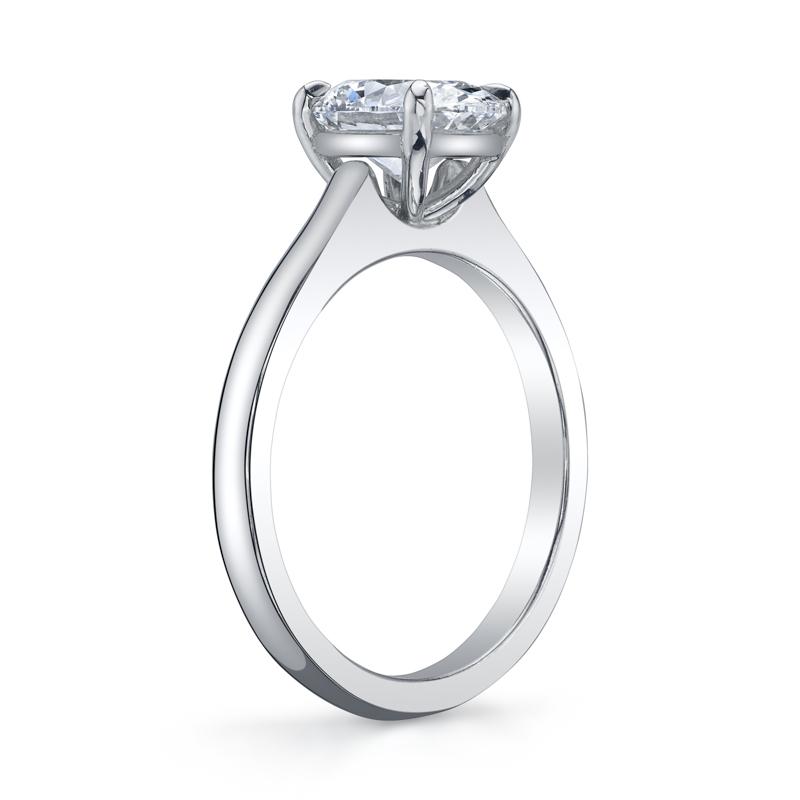 Bachendorf's Platinum Oval Shape Diamond Ring