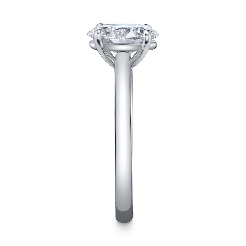 Bachendorf's Platinum Oval Shape Diamond Ring