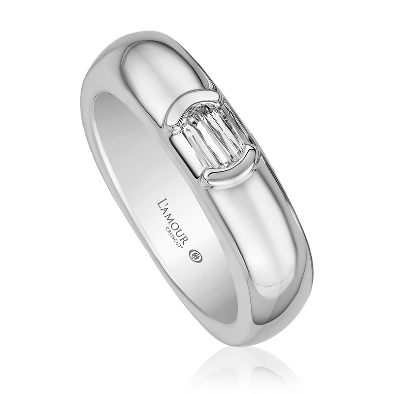 Christopher Designs L'Amour Unisex Solitaire Band