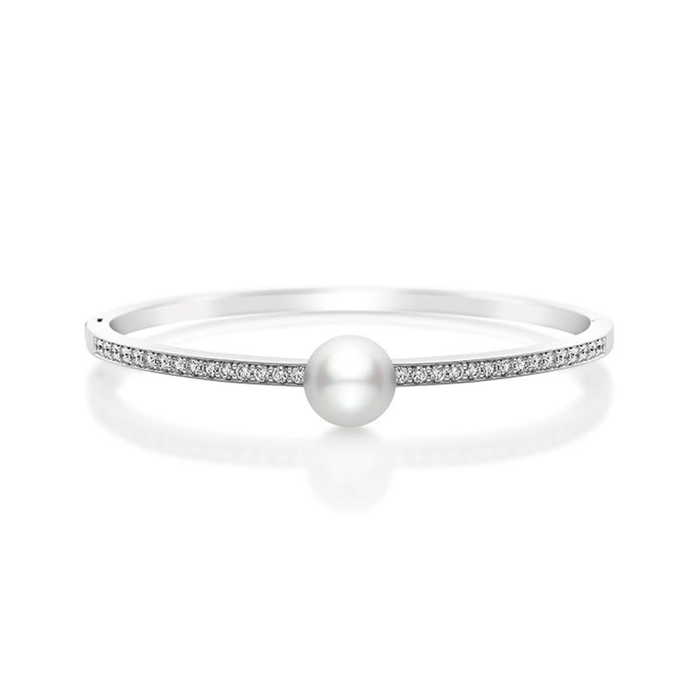 Mikimoto 18k white gold rhodium plated Classic Classic single White South Sea pearl station bangle bracelet