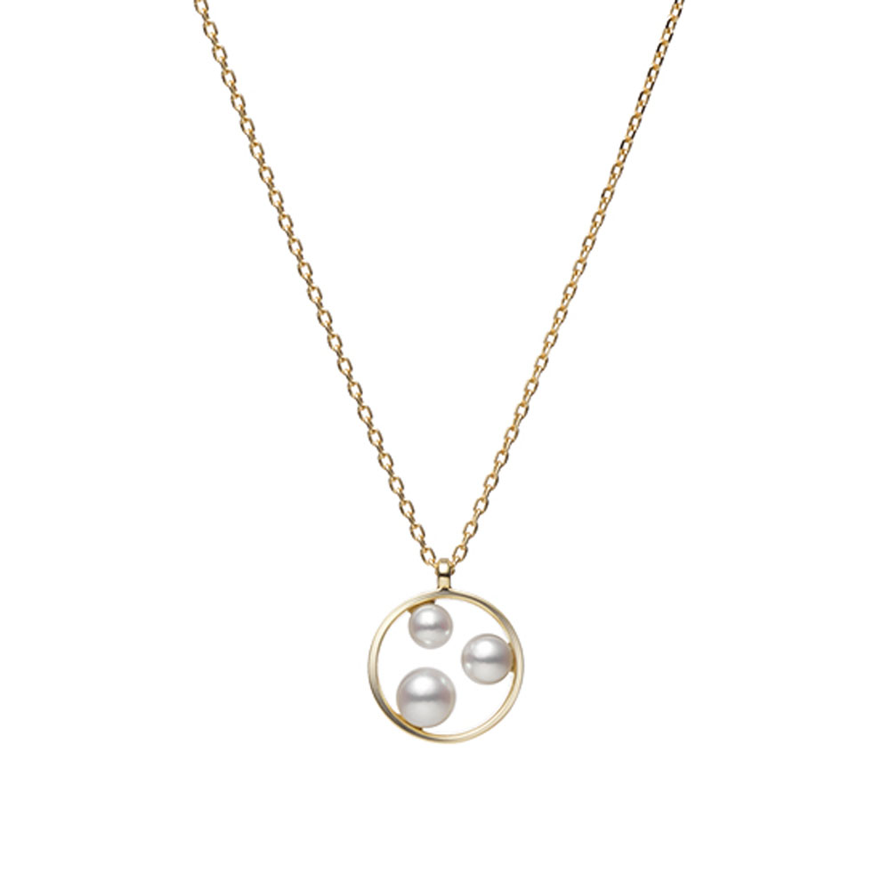 Mikimoto 18k yellow gold Japan collections circle pendant necklace with 3 pearls, 3-4mm/A+ akoya pearls, 16