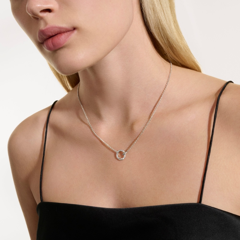 Essential Pave Necklace