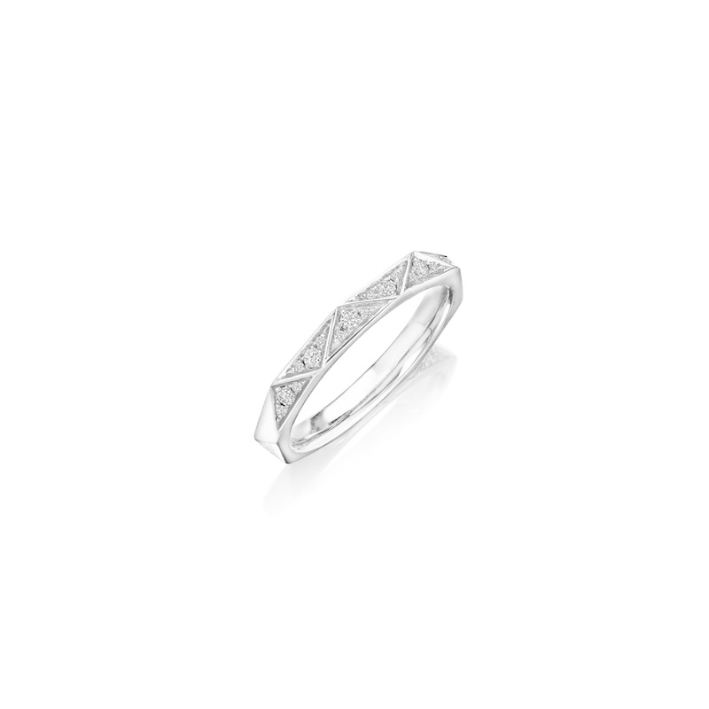 Henri Daussi Diamond Half Way Band