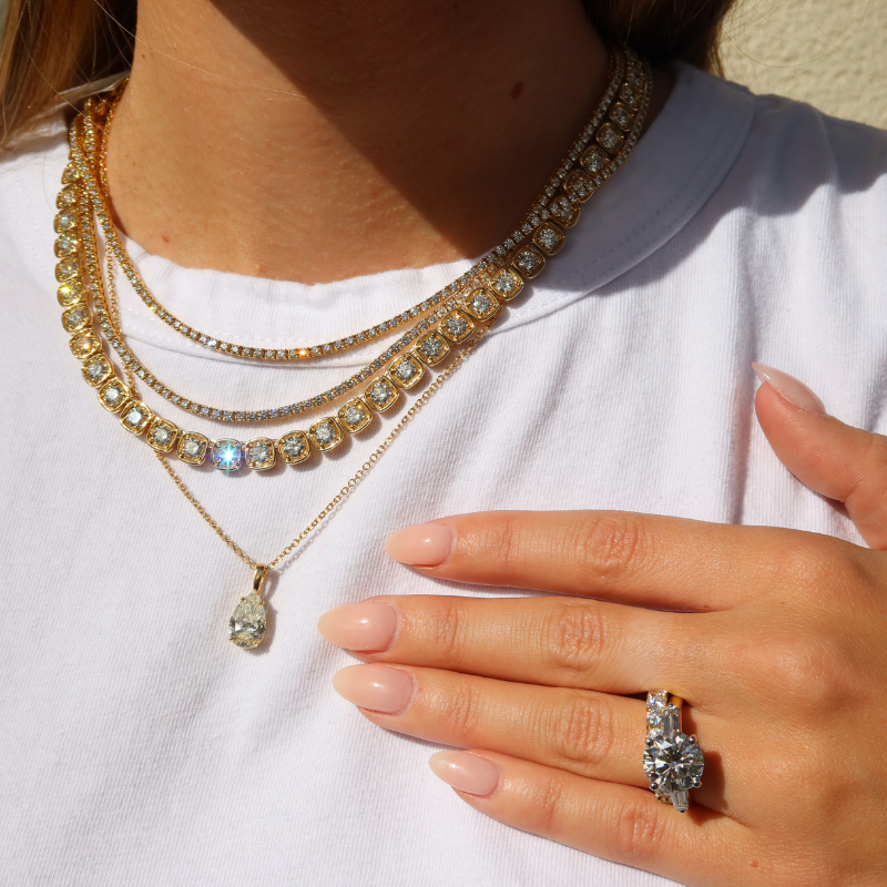 Bachendorf's 18K Yellow Gold Round Shape Diamond Necklace