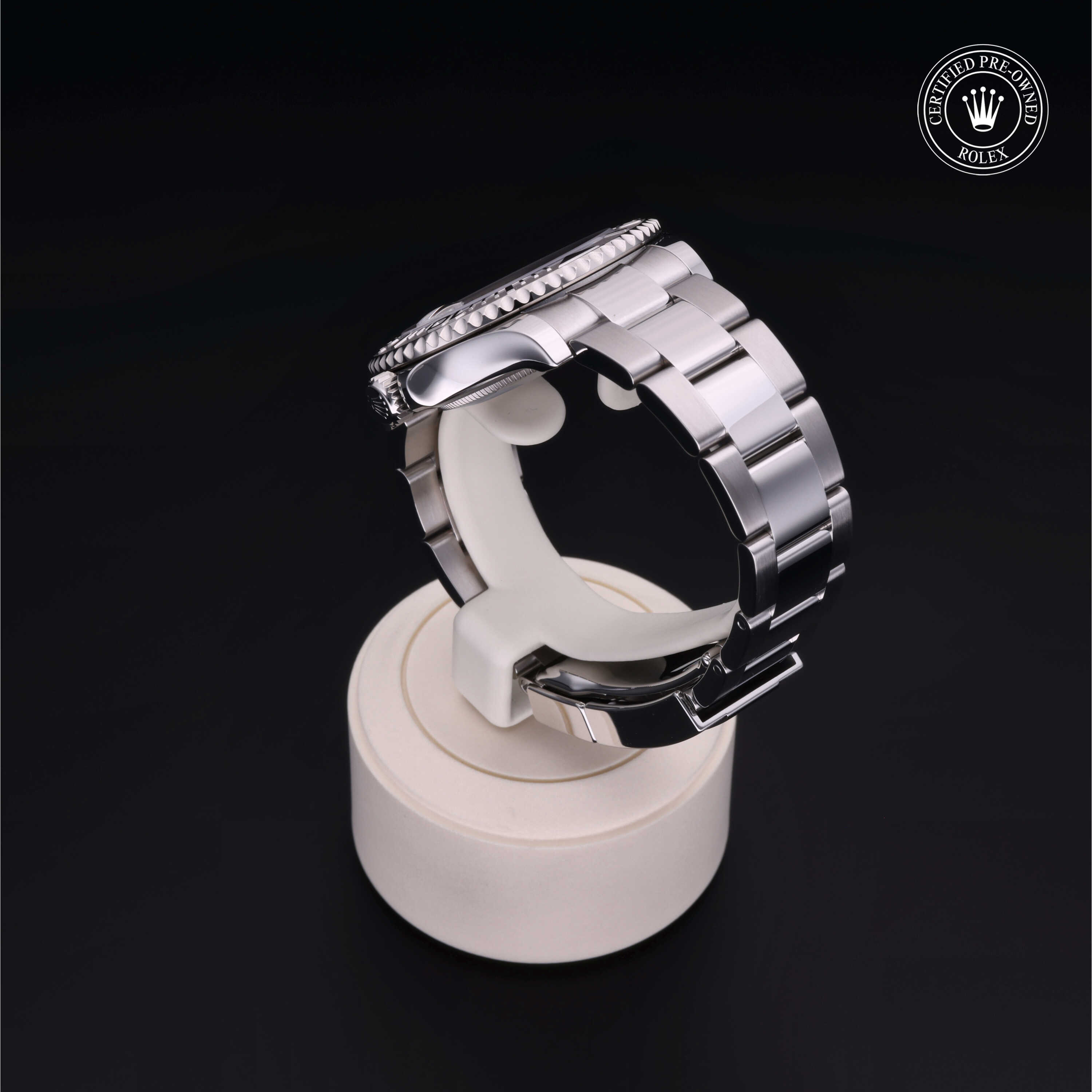 Oyster Perpetual Yacht-Master 37