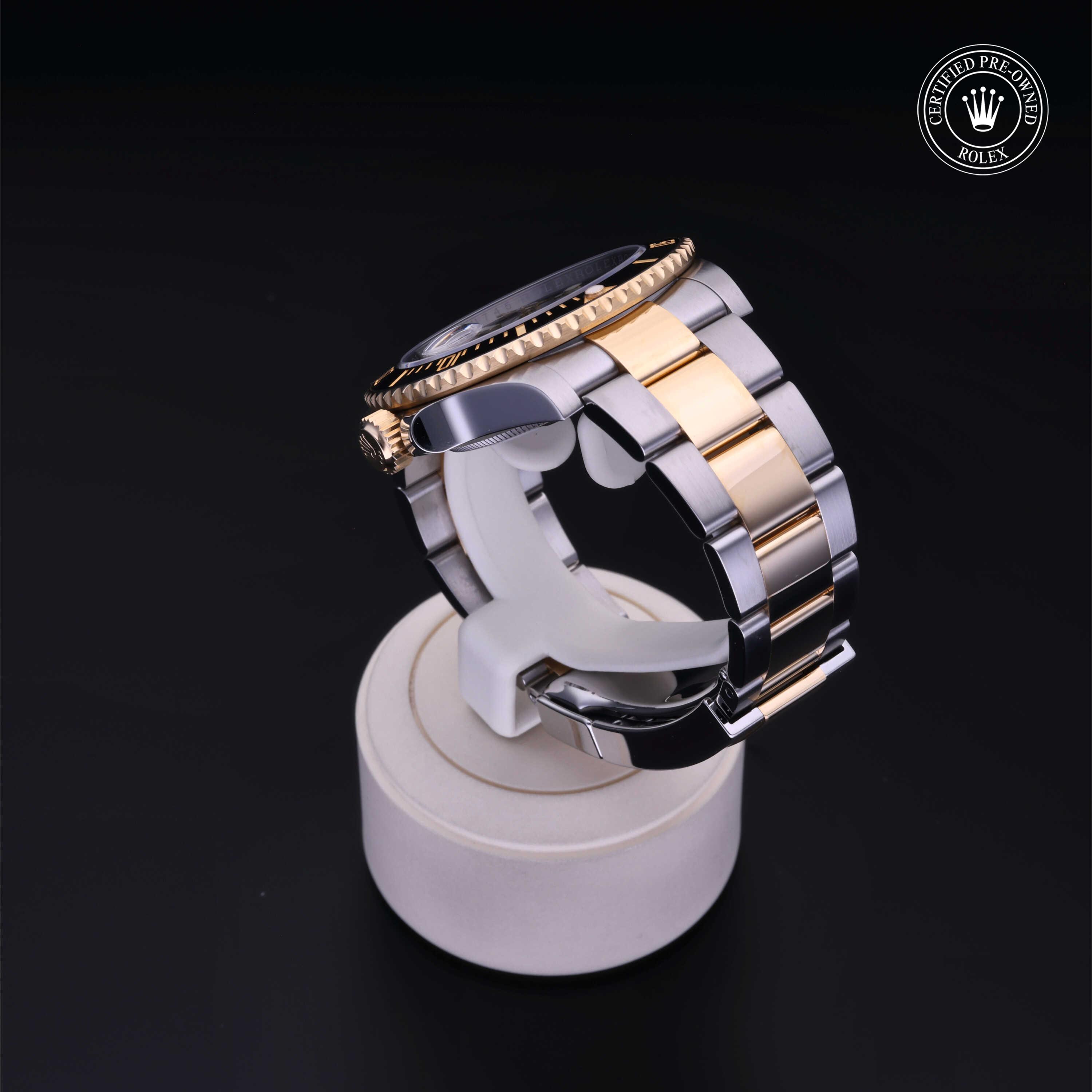 Oyster Perpetual Submariner Date