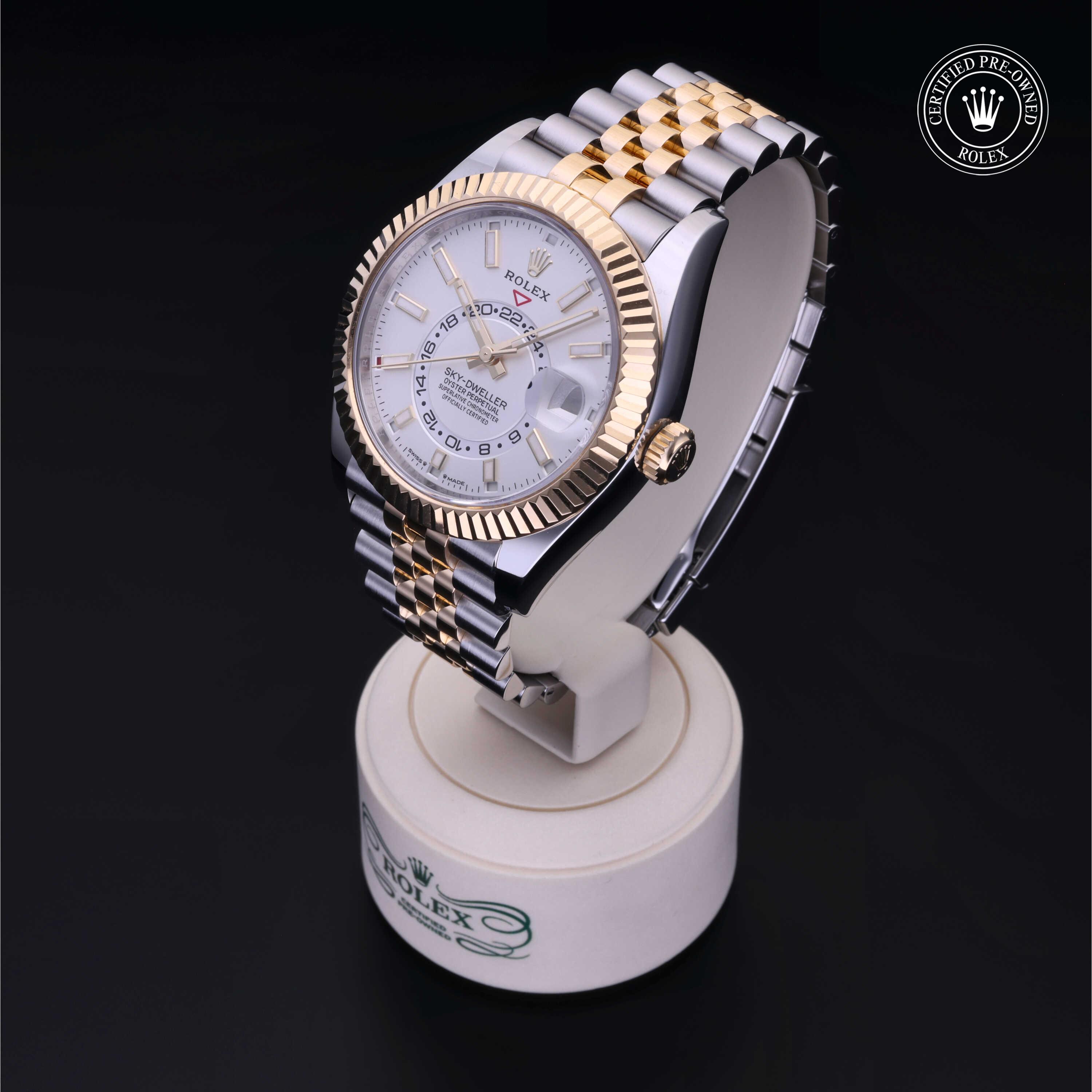 Oyster Perpetual Sky-Dweller