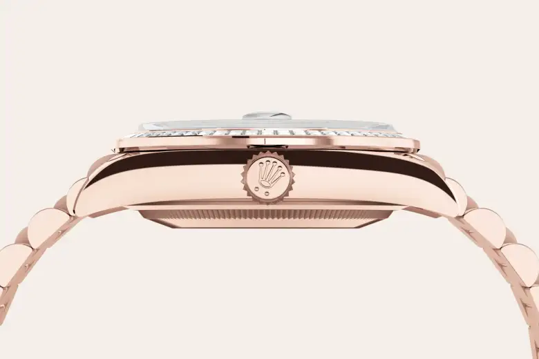 18 kt Everose gold