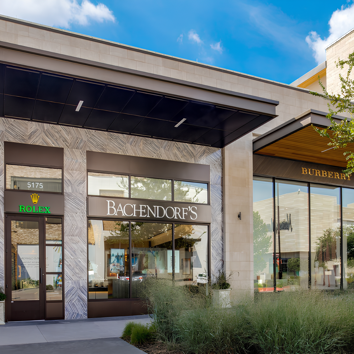 SHOPS AT CLEARFORK